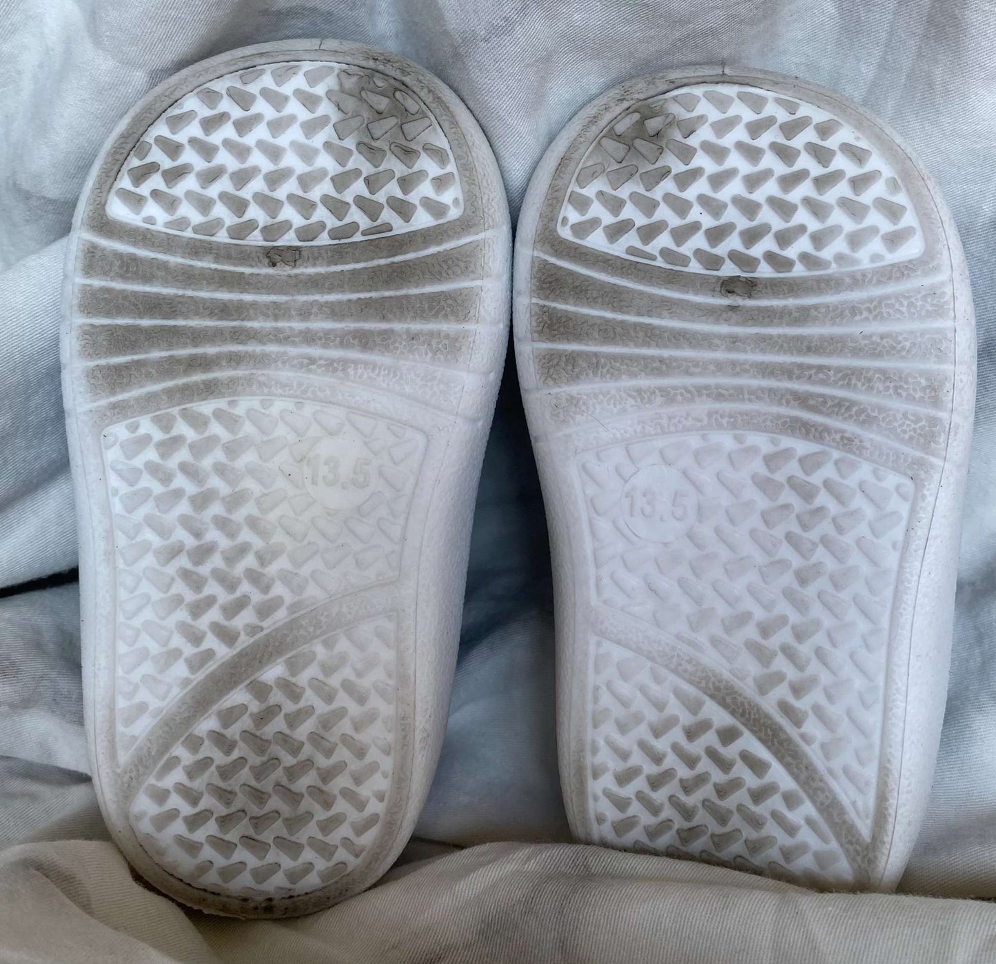 Blue mesh toddler sock shoes Sz 13.5, Shoes 1 (Baby: 0-12 mth)