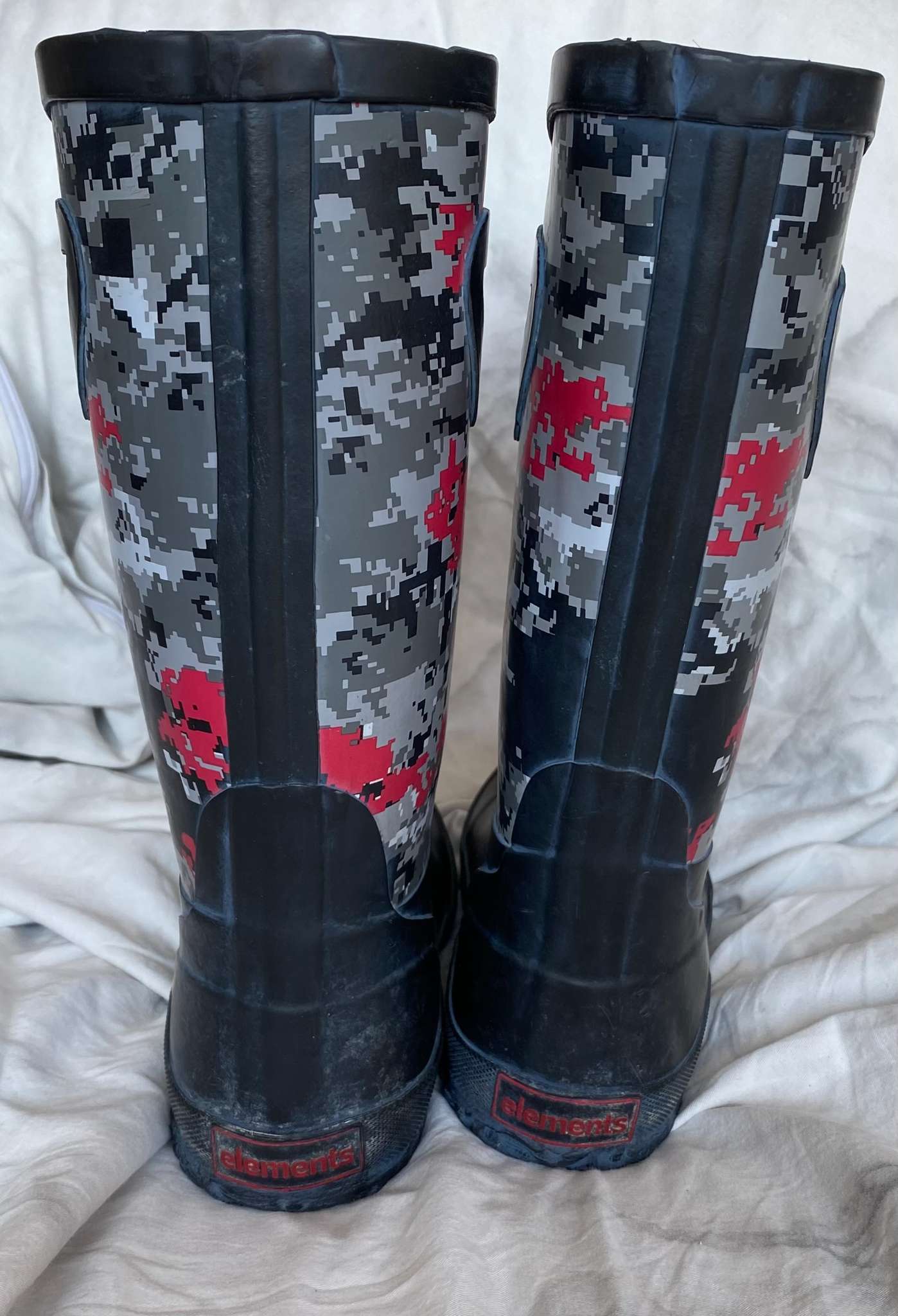 Elements Waterproof Digital Camo Boots Sz 2 Y, Shoes 2 (Kids:4-8yr)