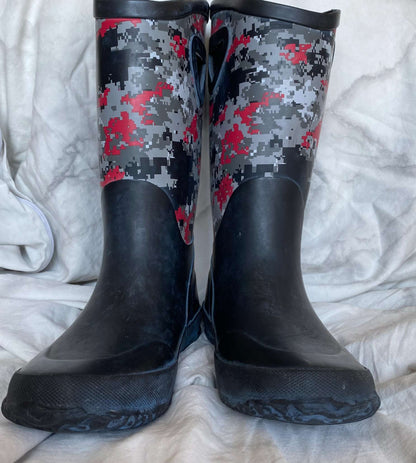 Elements Waterproof Digital Camo Boots Sz 2 Y, Shoes 2 (Kids:4-8yr)
