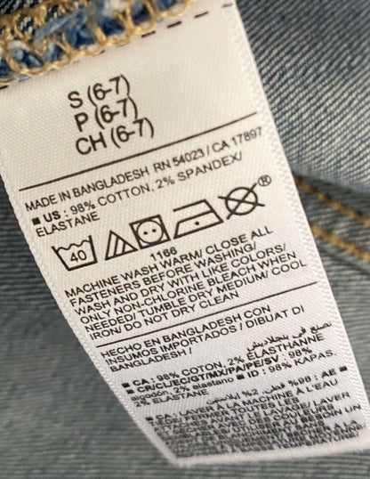 Old Navy kids' denim trucker jacket Sz SM/6-7 (MSRP $50), Kids 6/6X