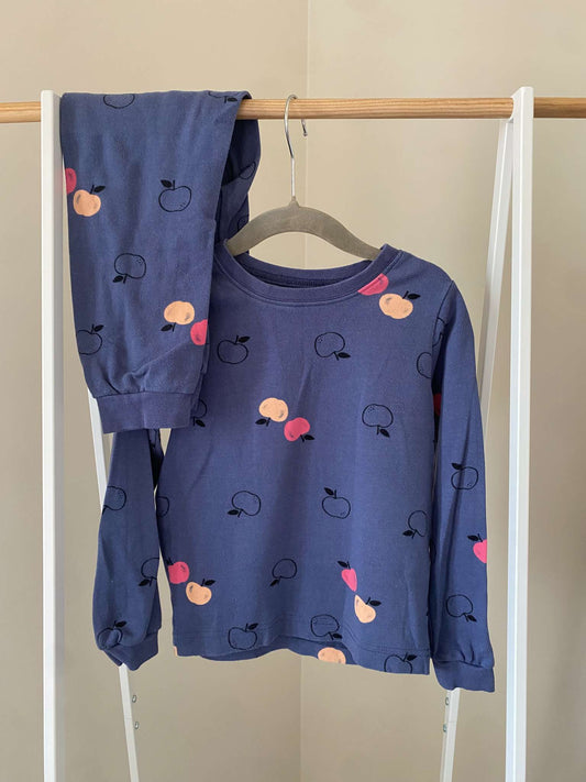 Pekkel Apple print navy 2-piece Pajama Set Sz 4/5, Kids 4/4T