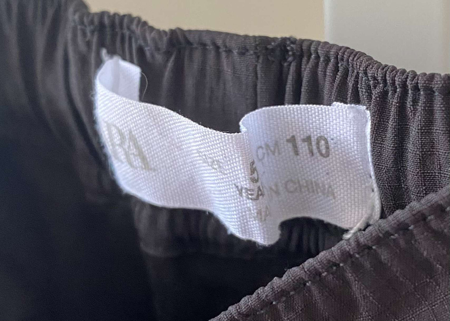 Zara black wind pants Sz 5, Kids 5/5T