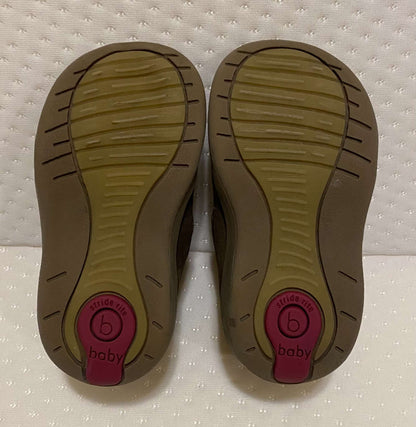 Stride Rite Girls Size 5.5 Brown Suede, Shoes 5.5 (Walkers:12-24 mth)