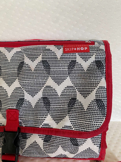 Skip Hop Pronto Changing Station (MSRP $40)