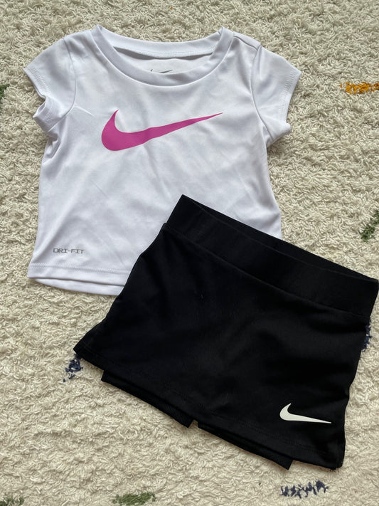 Nike 2 piece set, Kids 12 Month (9-12M)