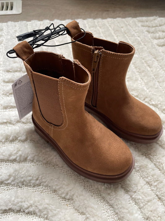 H&M 9C NWT boots, Shoes 9 (Toddler:2-4yr)