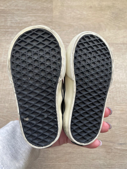 Vans 4C, Shoes 4 (Baby: 0-12 mth)