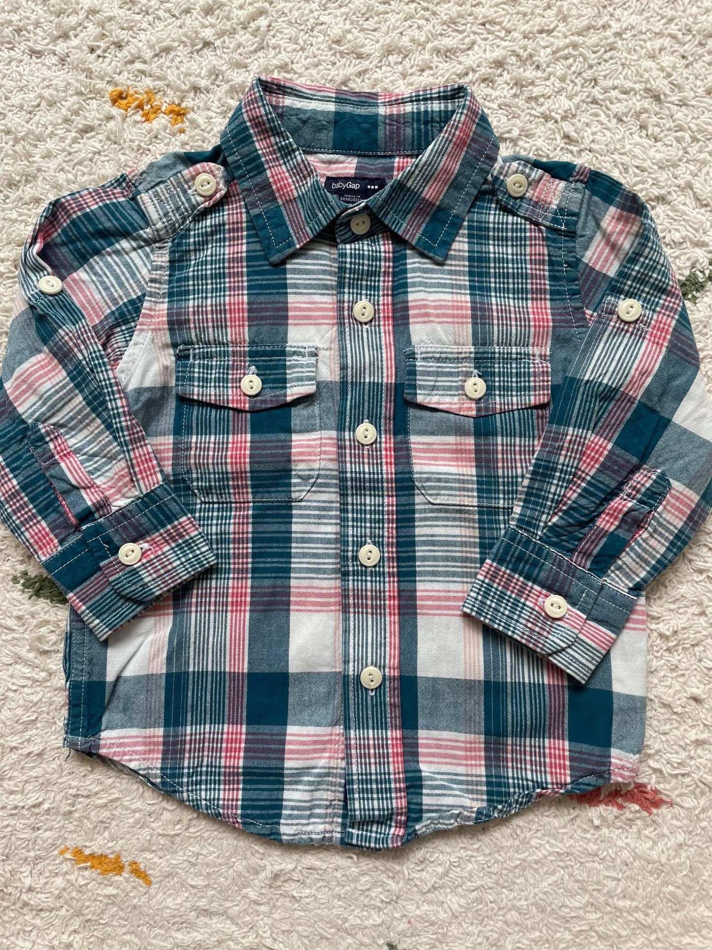 Gap button up long sleeve shirt 12-18m, Kids 18 Month (12-18M)