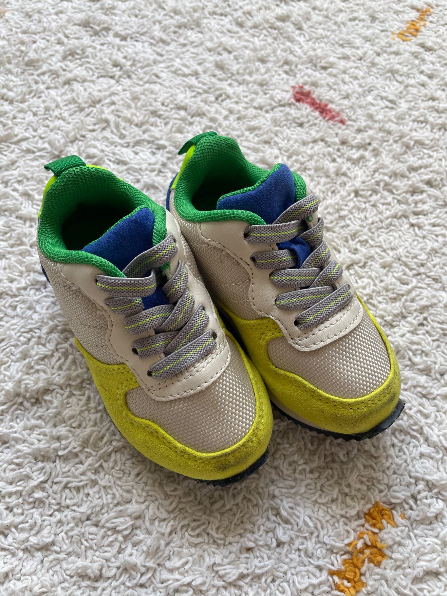 Gap 5C sneakers, Shoes 5 (Walkers:12-24 mth)