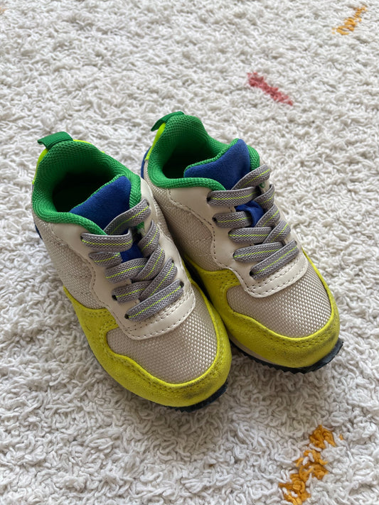Gap 5C sneakers, Shoes 5 (Walkers:12-24 mth)