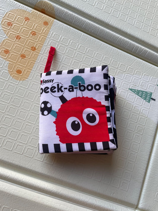 Peekaboo crinkle book
