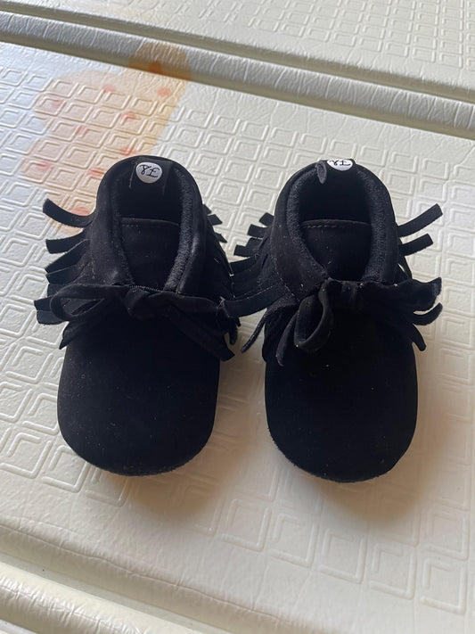 First step shoes 9-12m, Shoes 2.5 (Baby: 0-12 mth)
