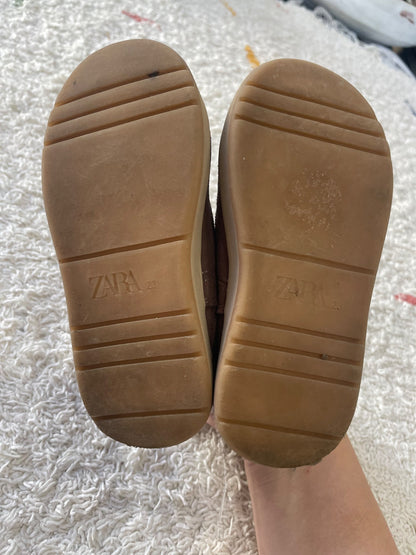 Zara ankle boots size 23, Shoes 7 (Walkers:12-24 mth)