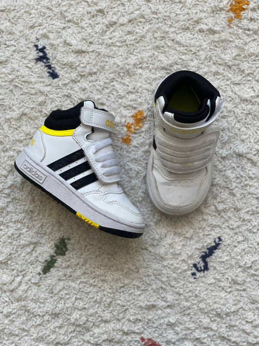 Adidas 6US hightop sneakers, Shoes 6 (Walkers:12-24 mth)