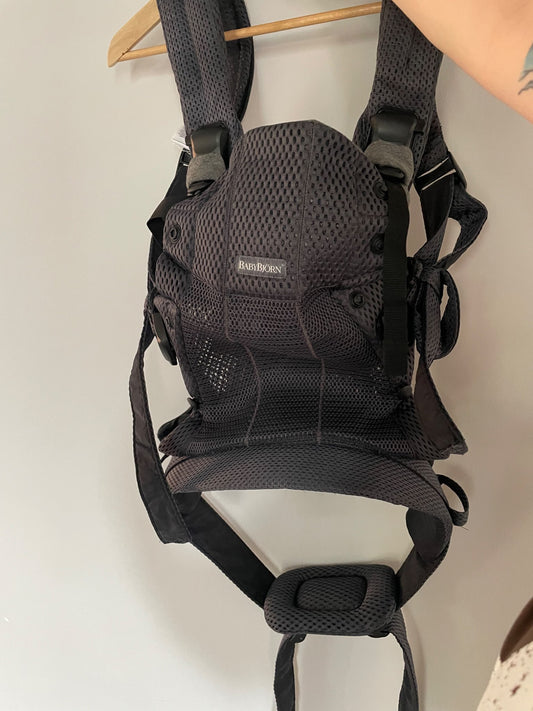 Baby Bjorn Harmony baby carrier
