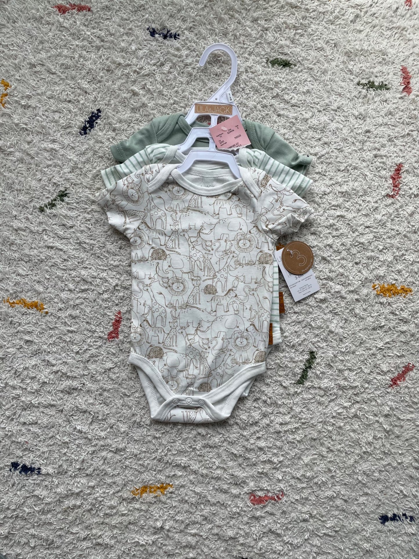 NWT Lila & Jack 3 pack bodysuits, Kids 6 Month (3-6M)