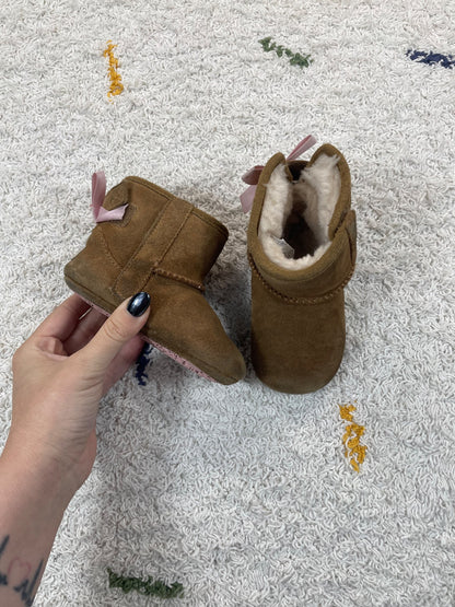 UGG 4-5C boots, Shoes 4 (Baby: 0-12 mth)