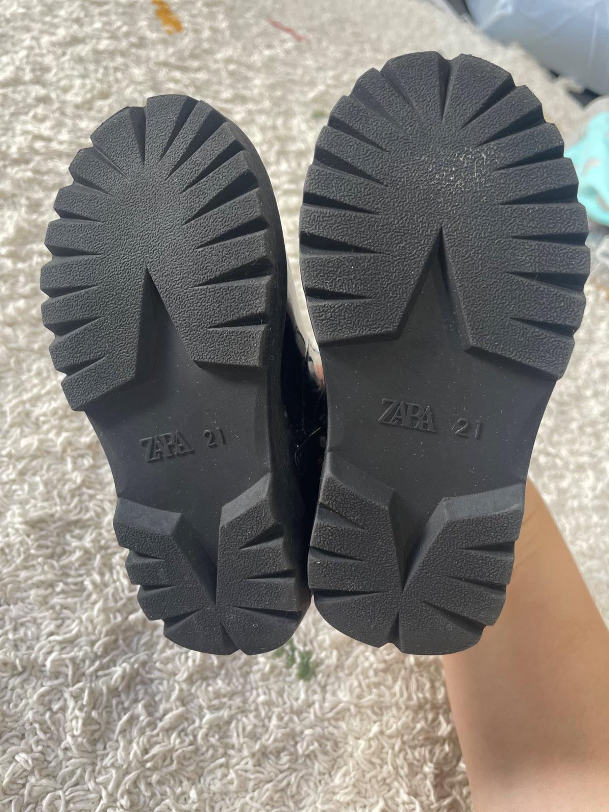 Zara 21 (5.5C) ankle boots, Shoes 5.5 (Walkers:12-24 mth)