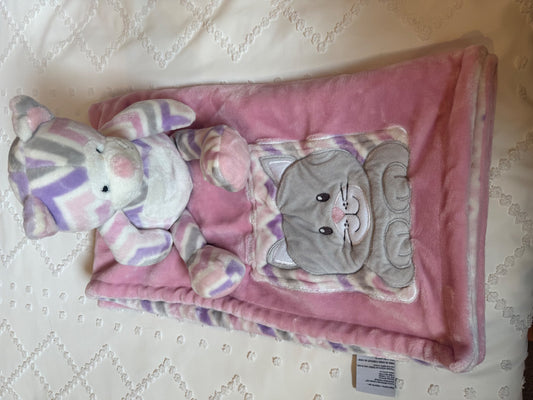 Baby girl blanket and stuffie set