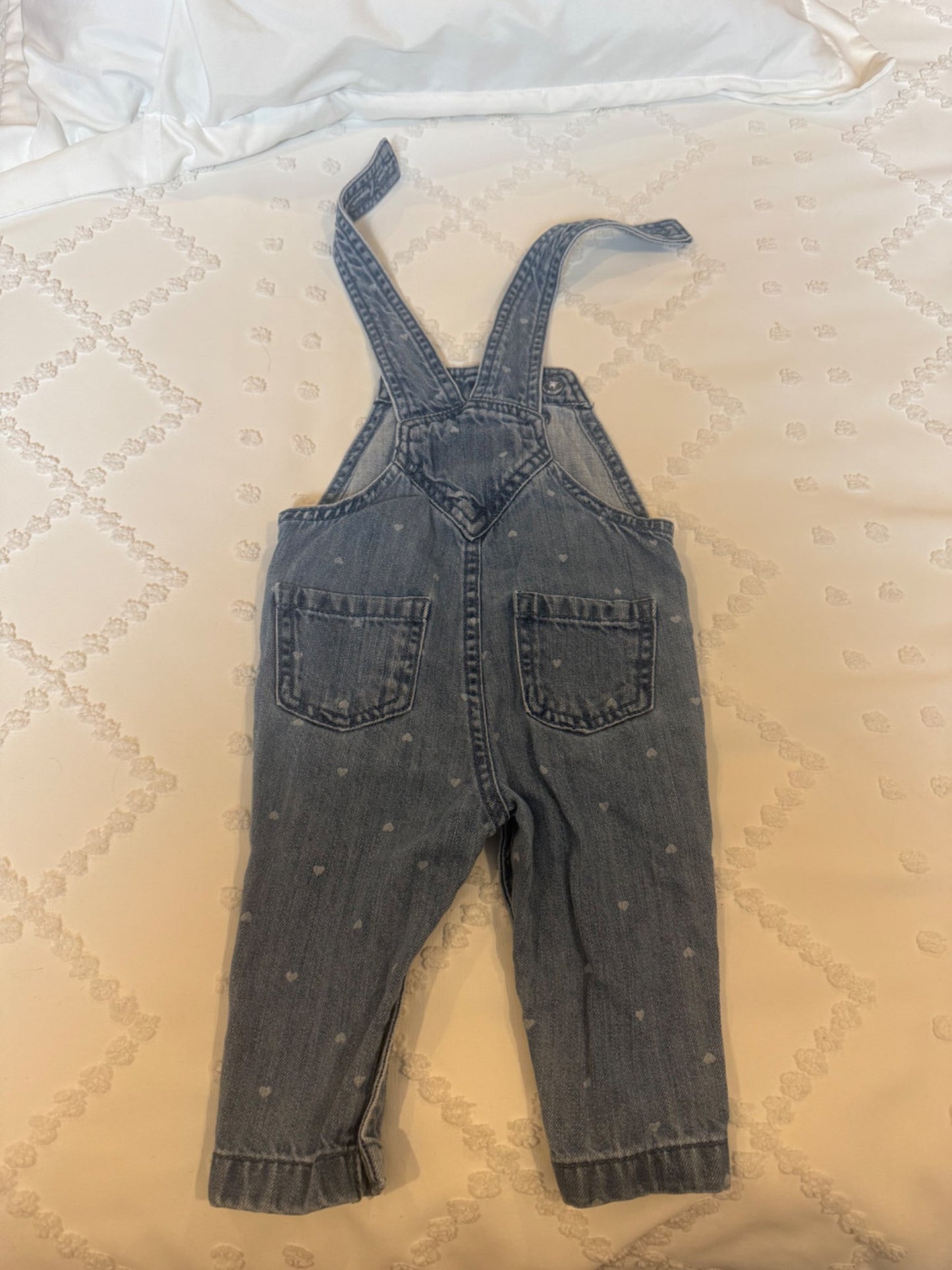 Old Navy 12-18 months heart overalls, Kids 18 Month (12-18M)