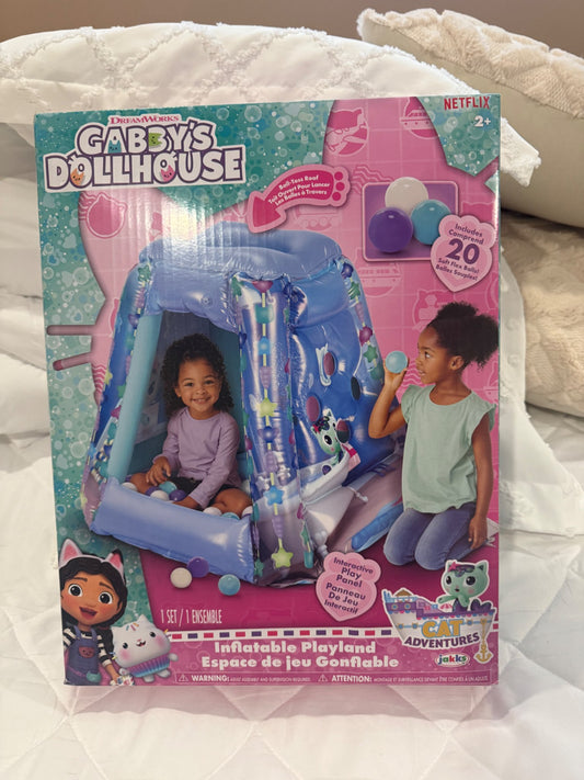 Inflatable ball pit / play area