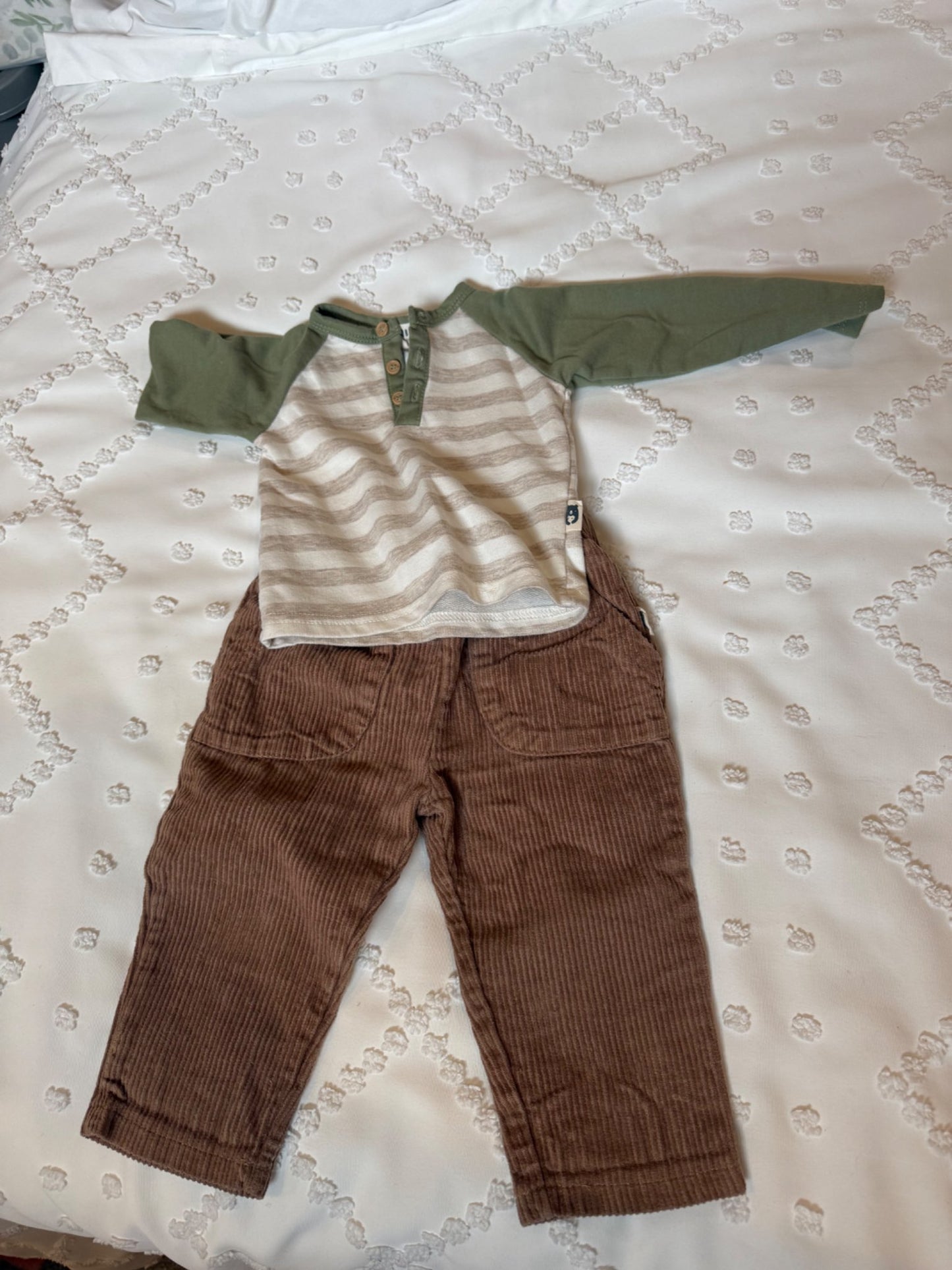 Rabbit and bear boys outfit, Kids 12 Month (9-12M)