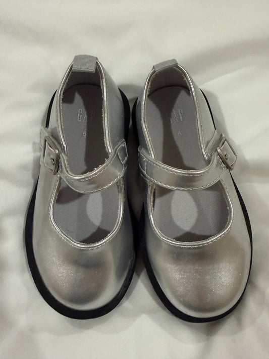 Gap Silver Mary Jane’s , Shoes 6 (Walkers:12-24 mth)