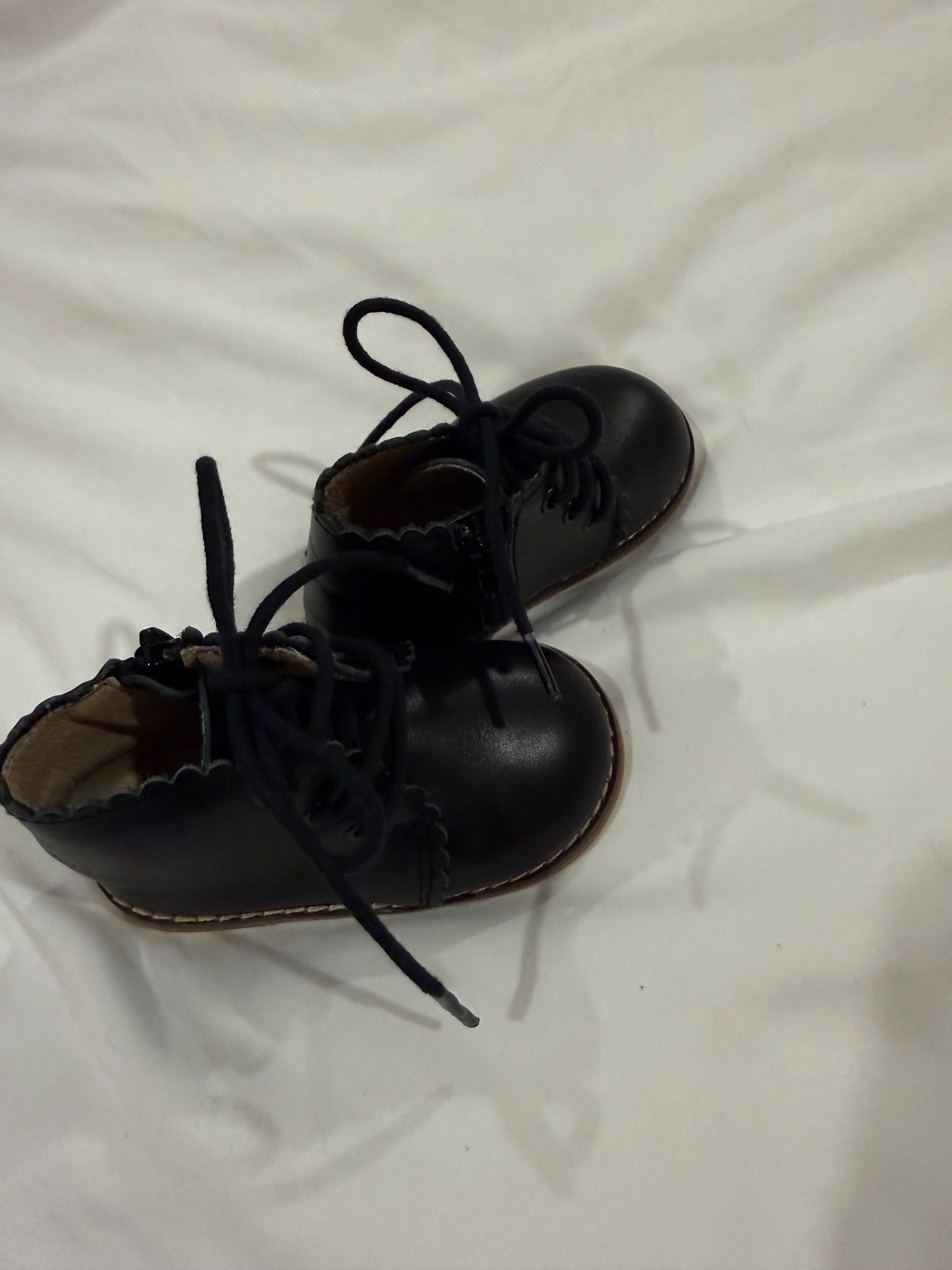 Scallop detail leather boots , Shoes 5 (Walkers:12-24 mth)