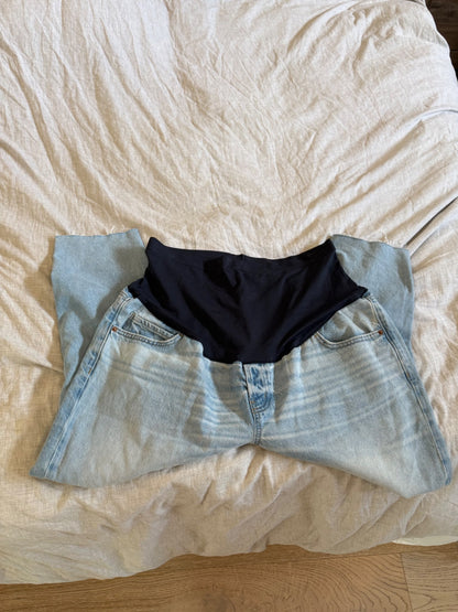 Old Navy Maternity Pants , Maternity XL (16-18)