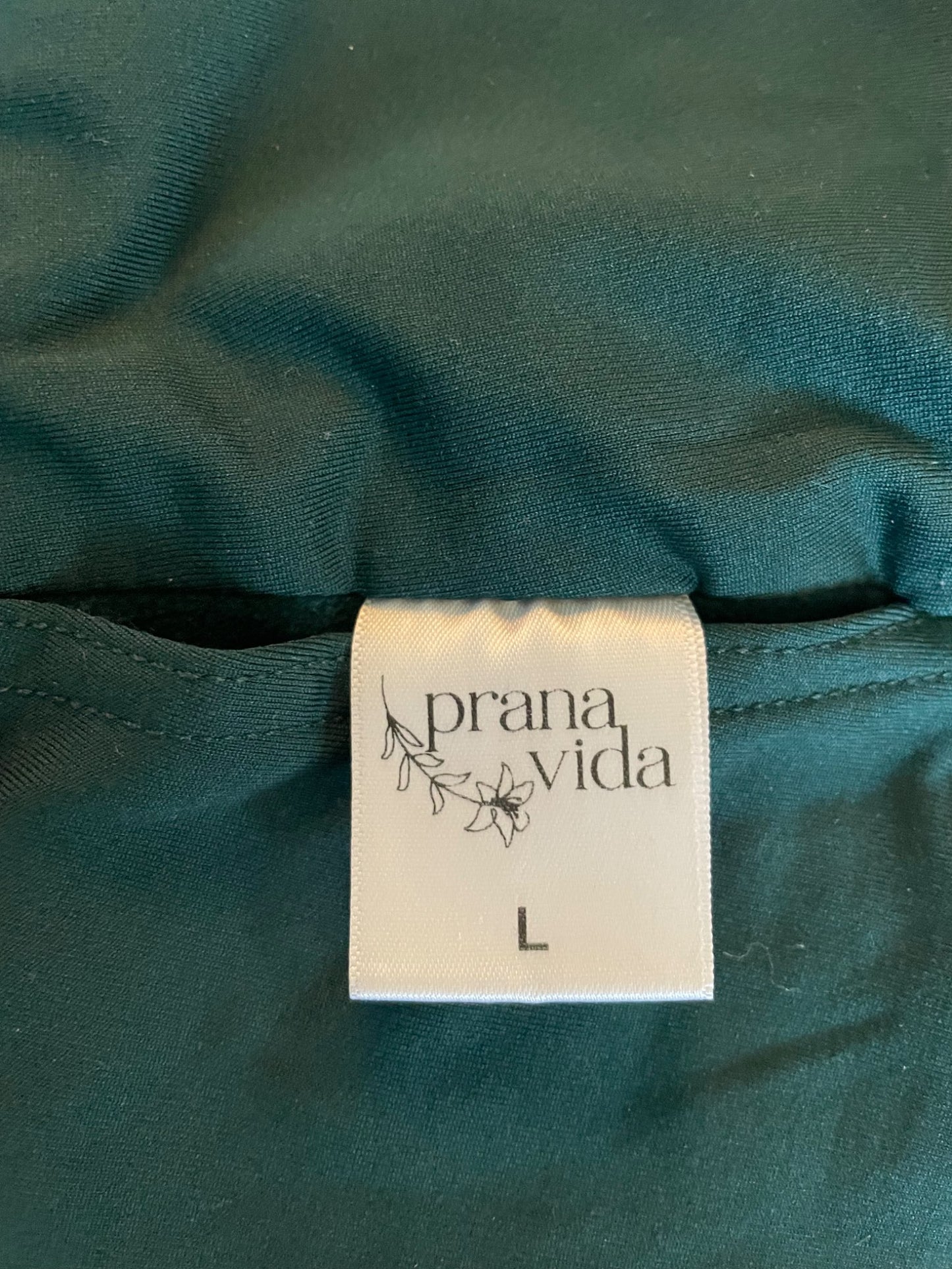Maternity/Breastfeeding Bra - Prana Vida Style , small CDN shop, retails $78, Maternity L (12-14)