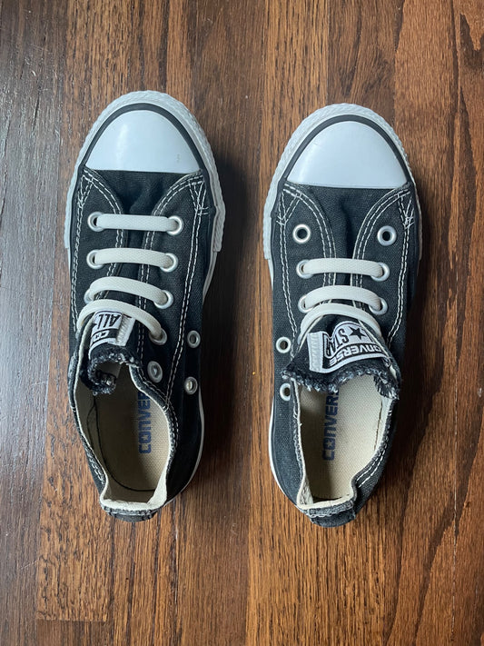 Converse Sneakers -US12, Shoes 12.5 (Kids:4-8yr)
