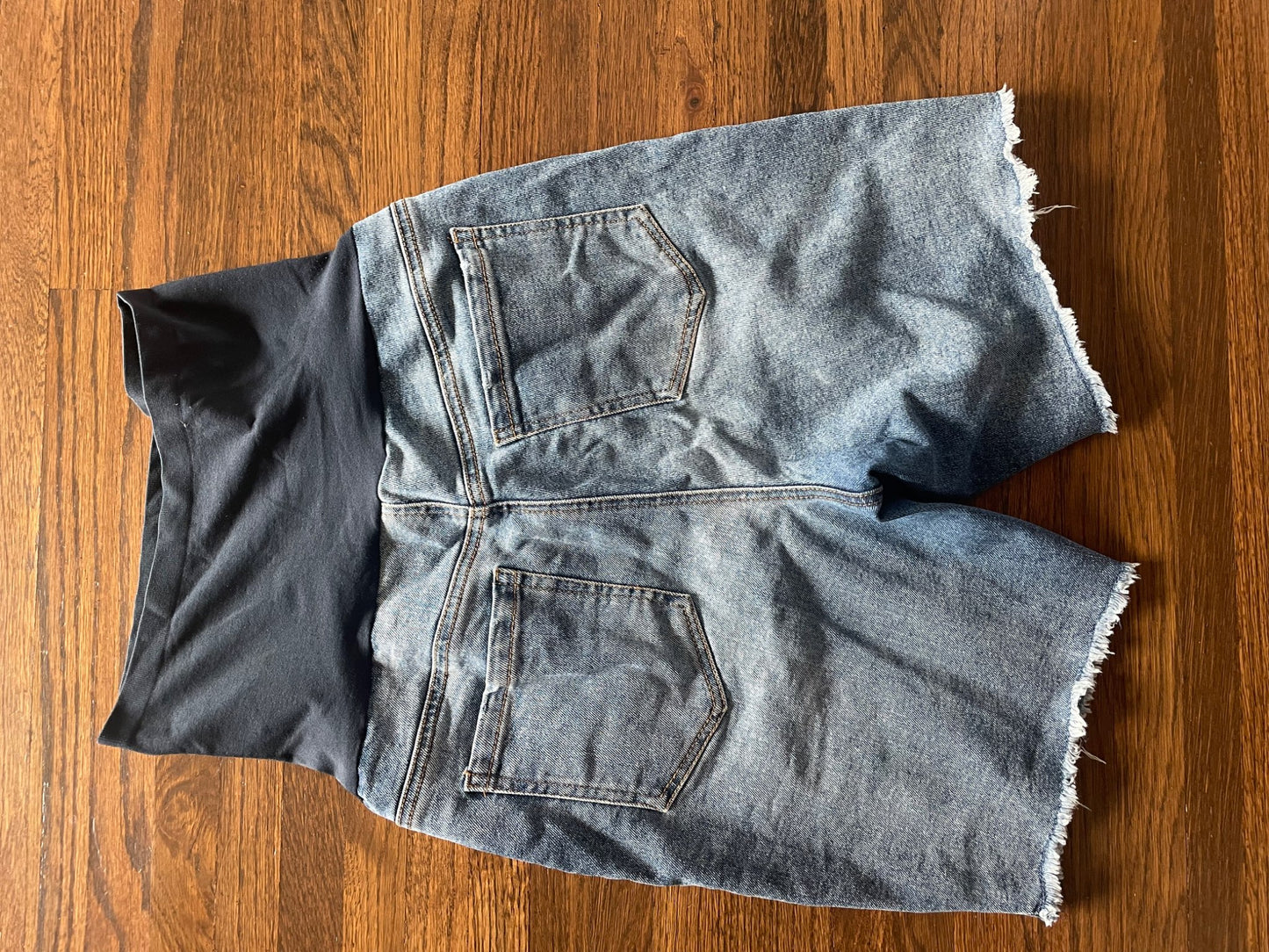 Maternity Jean Shorts (Large), Maternity L (12-14)