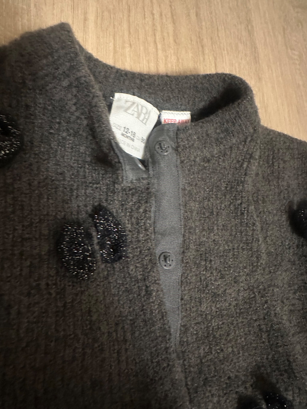 Zara Sweater with Bows - retails $30, Kids 18 Month (12-18M)