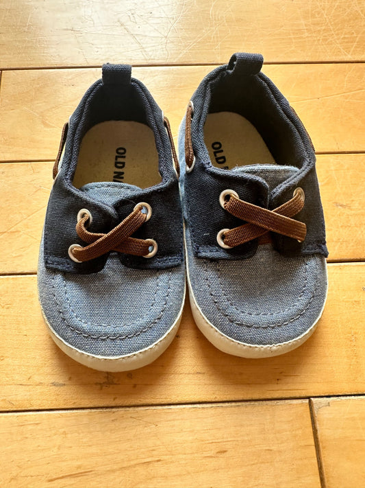 Infant Boat shoes - 6 to 12 months. Retails $20., Shoes 0 (Baby: 0-12 mth)