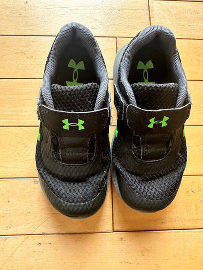 Under armour Sneakers - 9K. Retails $60, Shoes 9 (Toddler:2-4yr)