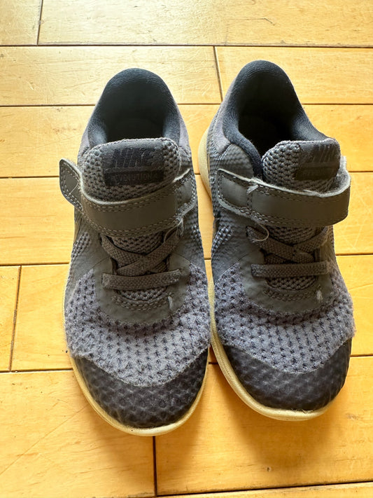 Nike Sneakers - 9C. Retails $50., Shoes 9 (Toddler:2-4yr)