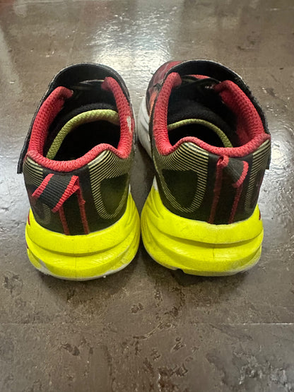 Boys Light Up Skechers Sneakers - 10C. Retails $55., Shoes 10 (Toddler:2-4yr)