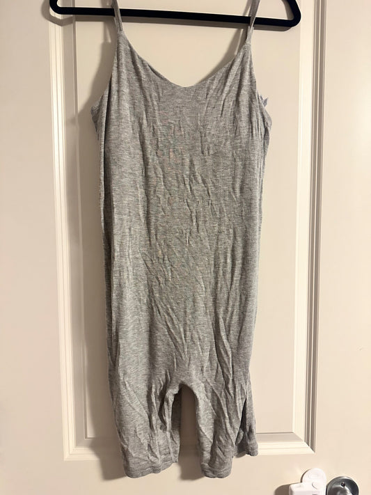 Gap Maternity Romper - size M. Retails $80., Maternity M (8-10)