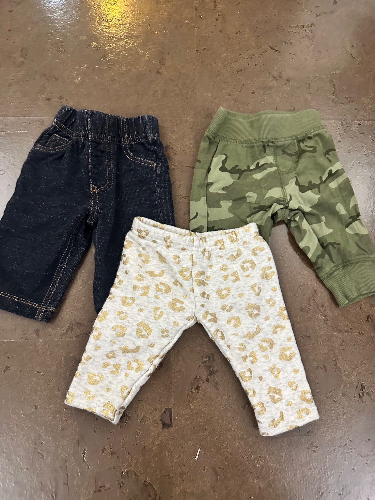 Baby girl pants - 0 to 3 months. , Kids 3 Month (0-3M)