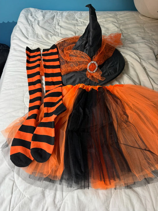 Witches costumes , Kids 12 & 14 (large)