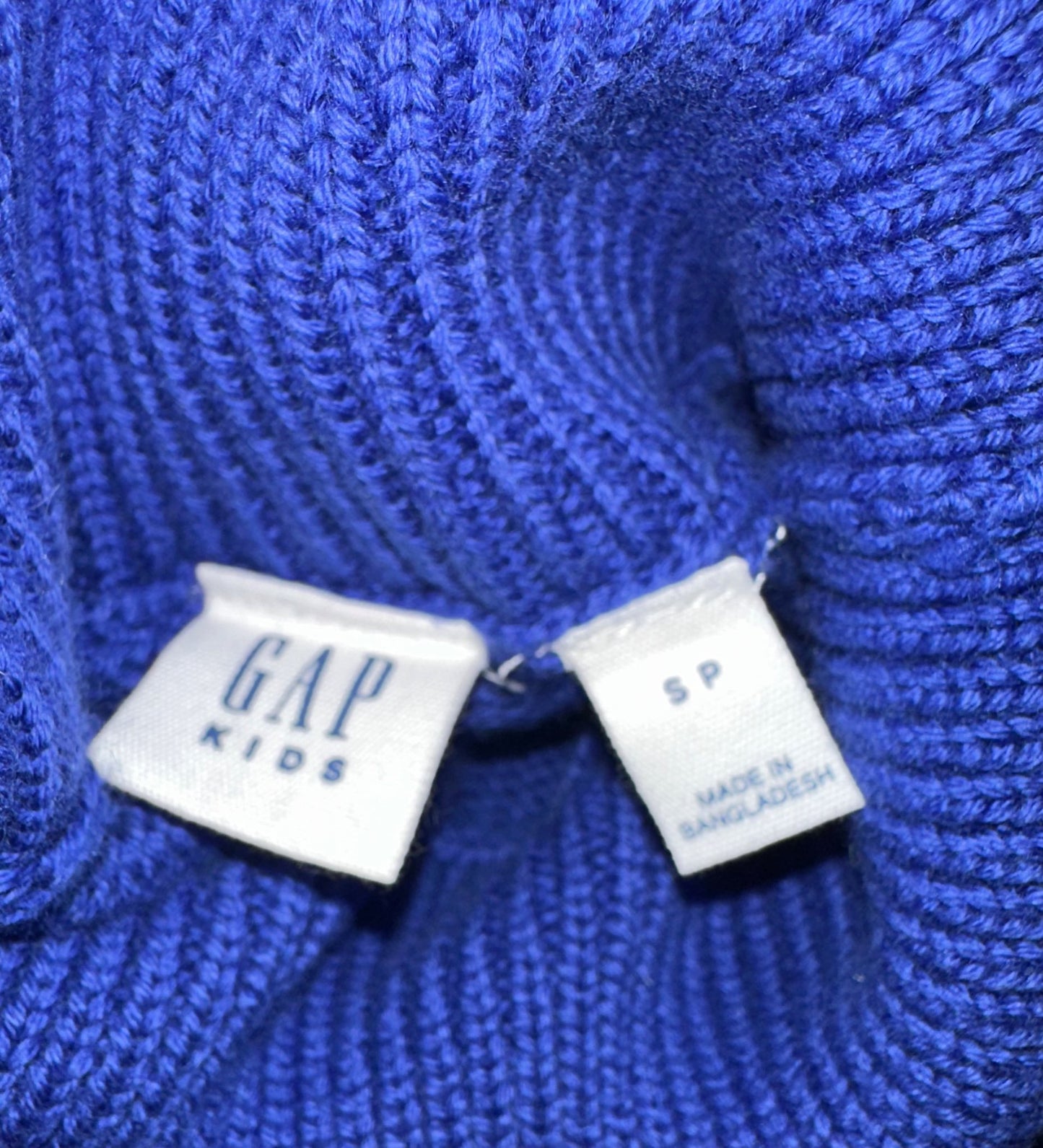 GAP kids sweater size S, Kids 7