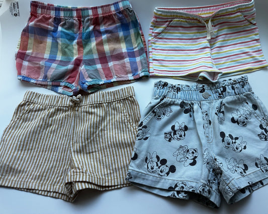 Girl shorts size 5, Kids 5/5T (extra small)