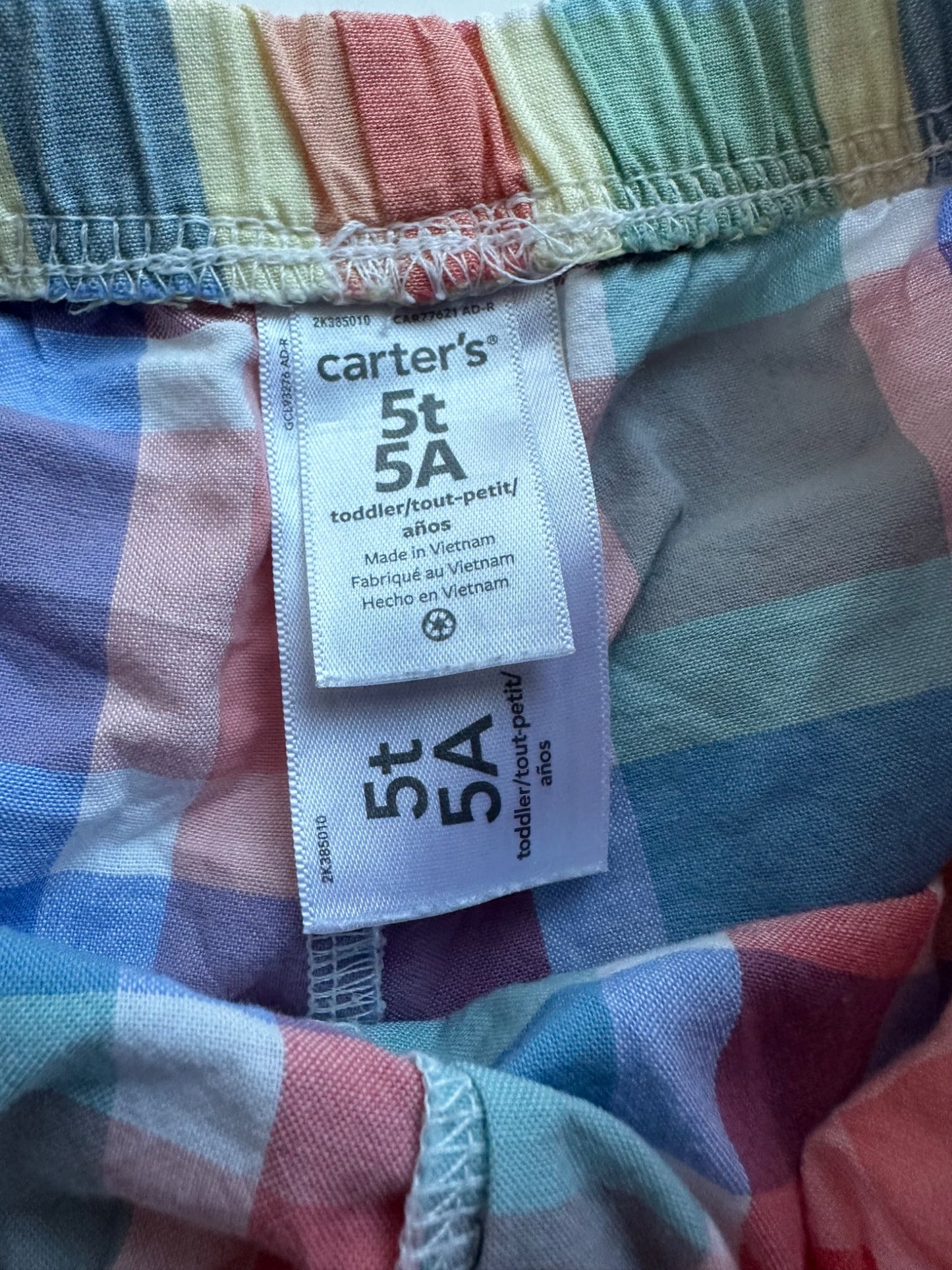 Girl shorts size 5, Kids 5/5T (extra small)