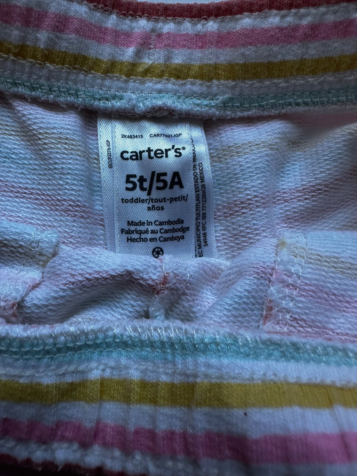 Girl shorts size 5, Kids 5/5T (extra small)