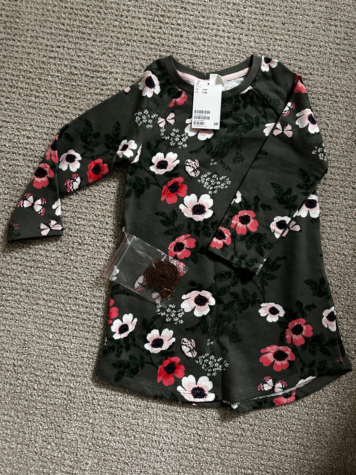 H&M New dress size 2-4, Kids 3T