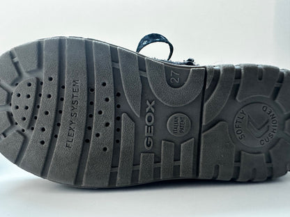 Geox lined girl shoes size 27, Shoes 10 (Toddler:2-4yr)