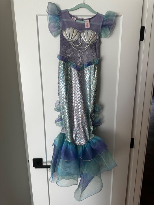 Mermaid Halloween costume New, no tags size , Kids 7
