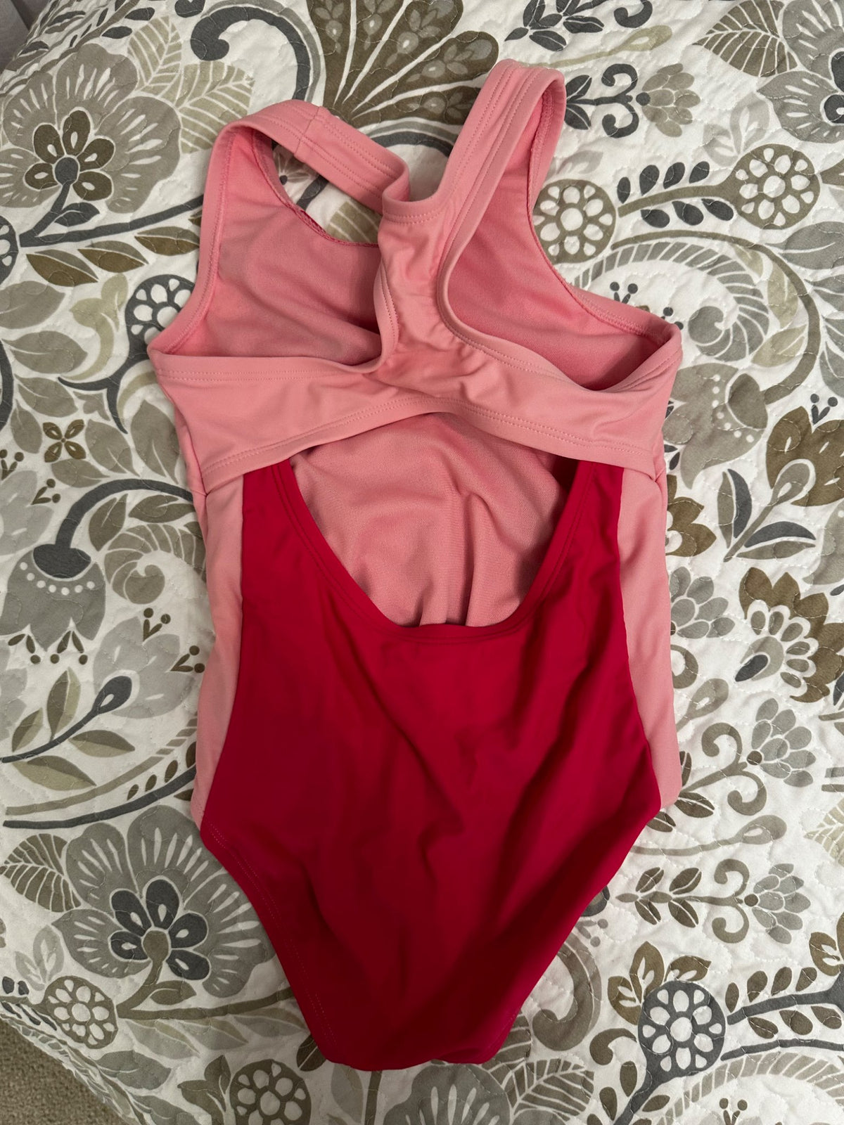 Roots girl swimsuit size 7, Kids 7