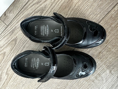 Geox school shoes size 27, Shoes 10 (Toddler:2-4yr)