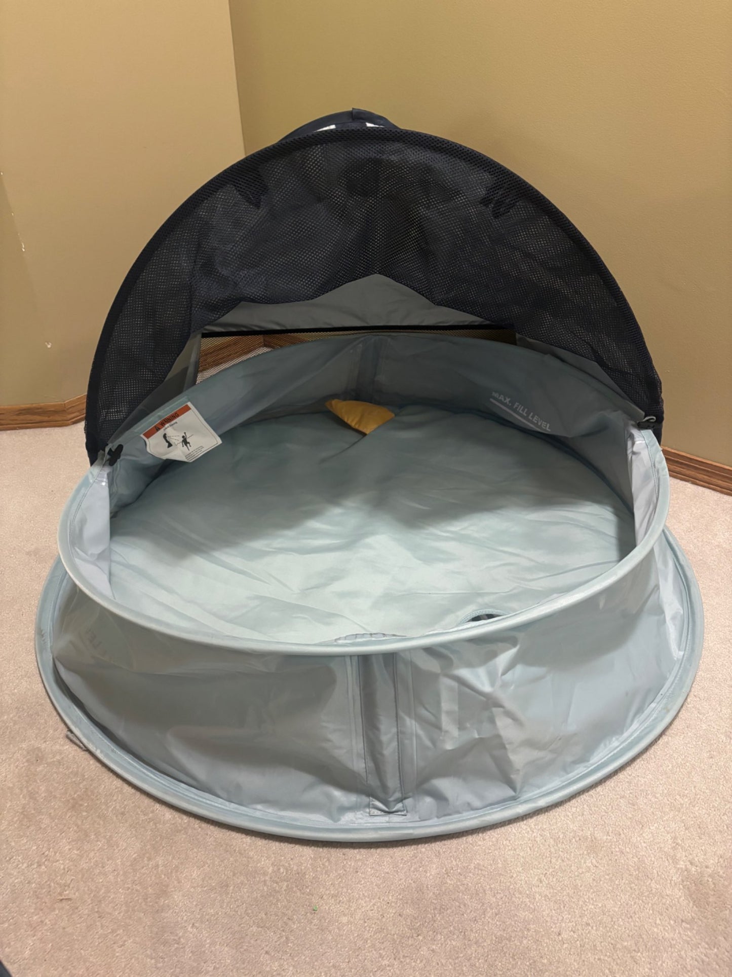 Babymoov infant beach tent